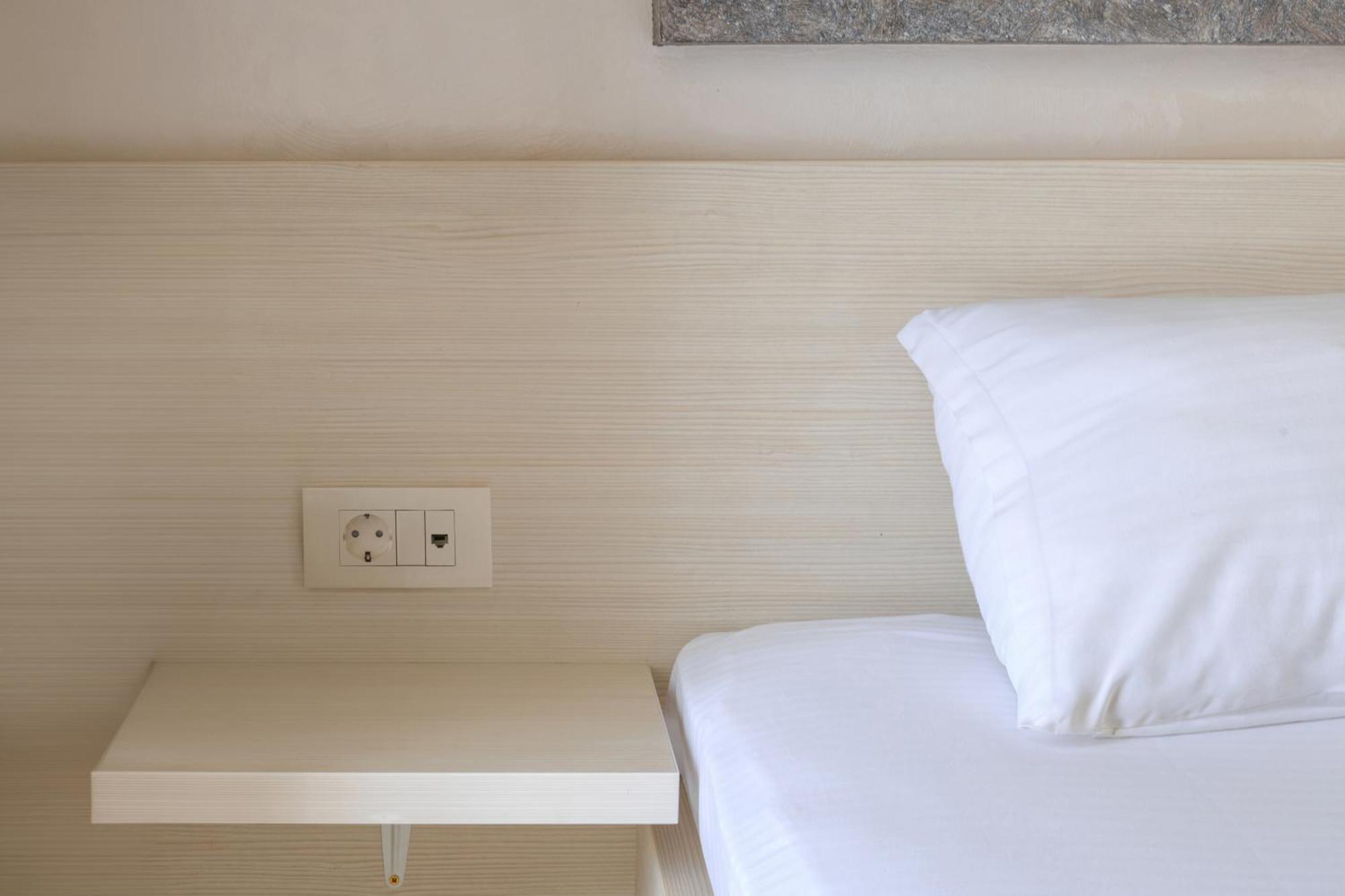 Hotel Maksim 헤르섹 외부 사진